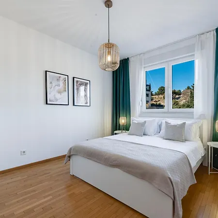 River I Cozy & Elegant For 4 With Private Parking Lägenhet Dubrovnik