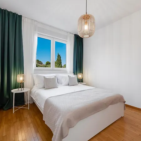 River I Cozy & Elegant For 4 With Private Parking Dubrovnik